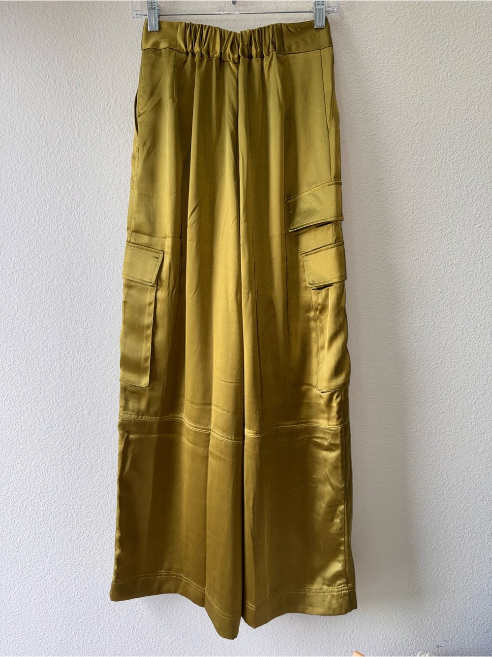 House of Harlow Cargo Wide Leg Pants - Picture 3 of 7